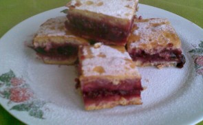 Meggyes pite