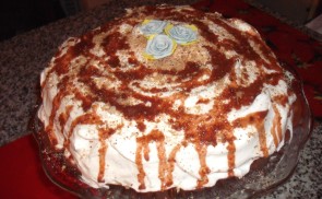 Mogyorós-vaníliás torta