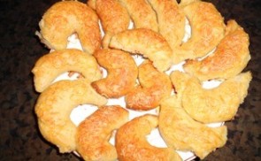 Sajtos kifli