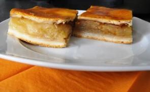 Almás pite sok-sok almával