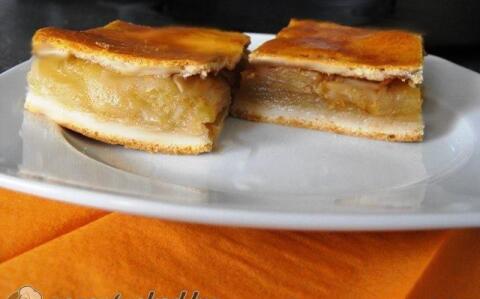 Almás pite sok-sok almával