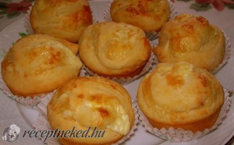 Sajtos tekert muffin
