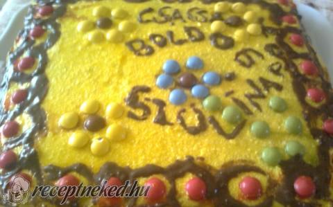 Háromszínű torta
