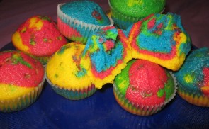 Szivárvány muffin