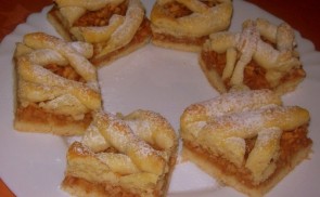 Rácsos almás pite