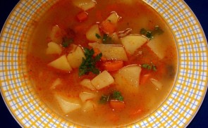 Vargányás, zöldséges burgonyaleves