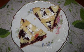 Meggyes sütemény