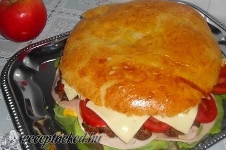 Óriás hamburger