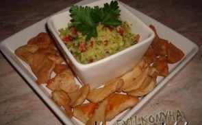 Guacamole csirke chips-el