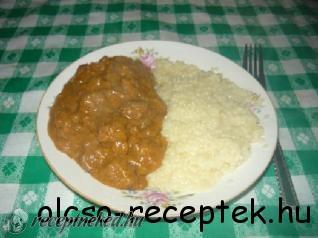 Csirkemáj pörkölt