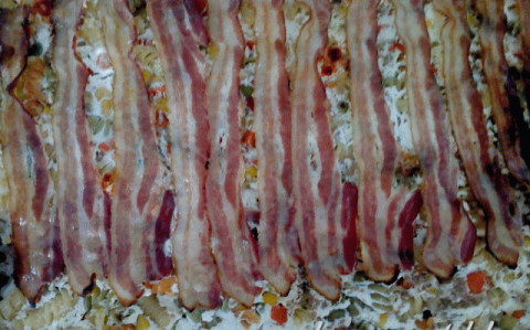 Füstölt baconos rakott tészta