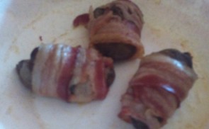 Baconbe göngyölt máj