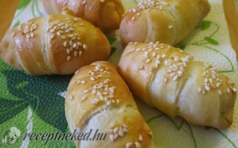 Szezámos kiflicskék