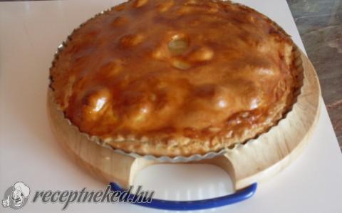Almás pite