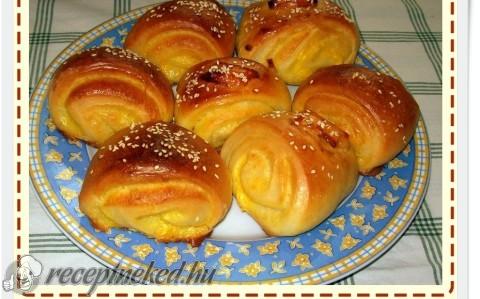 Szezámmagos háromszög