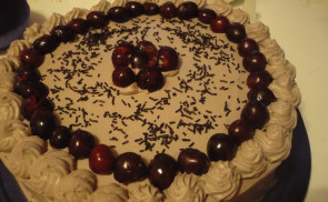 Kakaós-meggyes torta