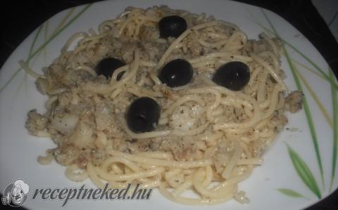 Fokhagymás-tonhalas spagetti