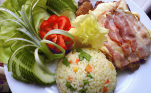 Mustáros karajszeletek, baconnel sajttal