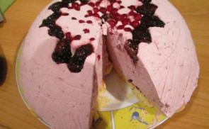 Ribizlis-szedres joghurt torta