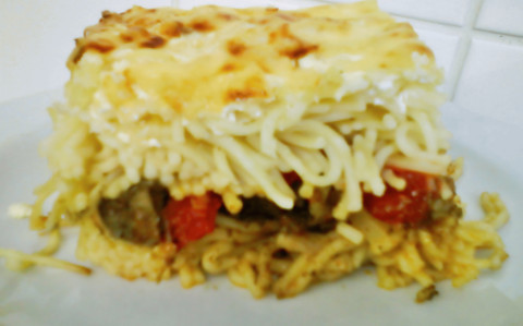 Csirkemájas rakott spagetti