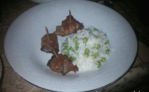 Baconbe tekert fokhagymás csirkemáj