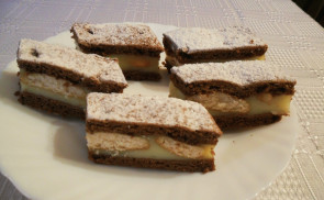 Pudingos, tejfölös szelet