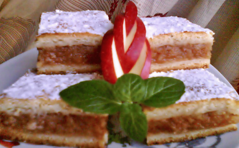 Almás pite