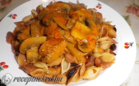Gombapörkölt