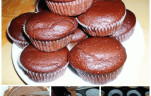 Keksszel töltött muffin