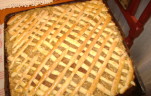 Almás rácsos pite