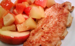 Pulykamell roston flambírozott gyümölcsökkel