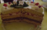 Epres csokis, tejszínes torta