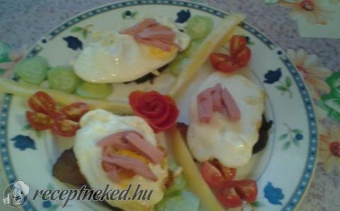Ham and eggs