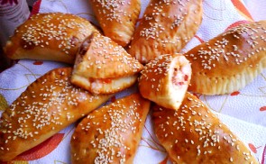 Kolbászos-macisajtos batyuk