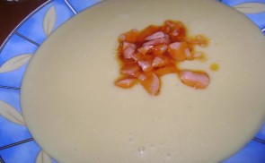 Sárgaborsó főzelék virslivel