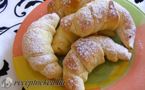 Kelesztés nélküli kifli