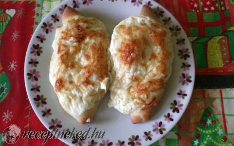 Pizzás és tejfölös-fokhagymás kifli