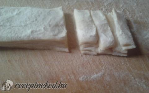 Küldte: Pandi