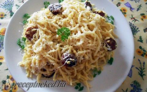 Tojásos spagetti