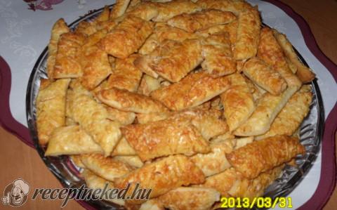 Sajtos rúd
