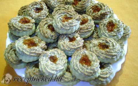 Dióhabos linzer