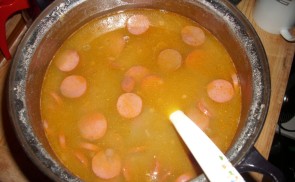 Lencseleves virslivel