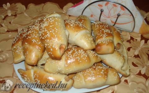 Virslis kifli