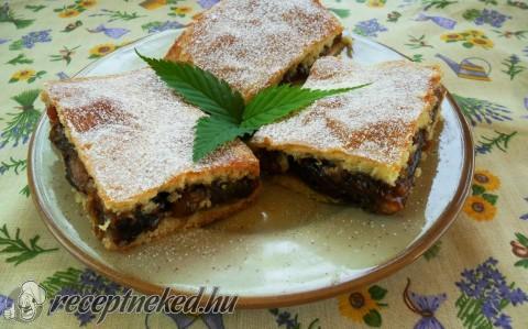 Fahéjas szilvás pite