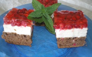 Ribizlis túrókocka