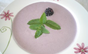 Szederkrémleves