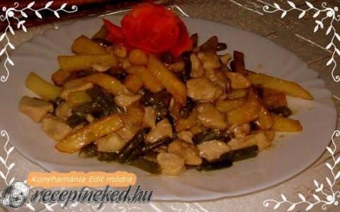 Zöldbabos csirkeragu