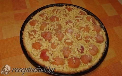 Vaníliapudingos-barackos pite