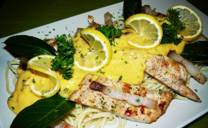 Vadas csirkemell – spagettivel