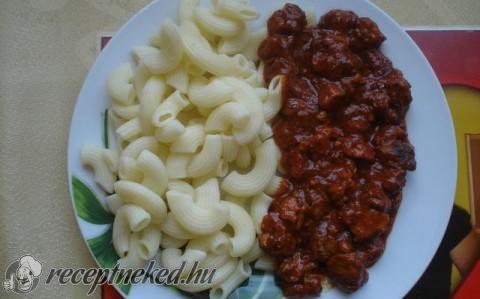 Tüzes hús